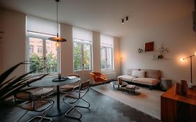 Special LUXE DESIGN apt in centre Antwerpen&FULL SERVICE!